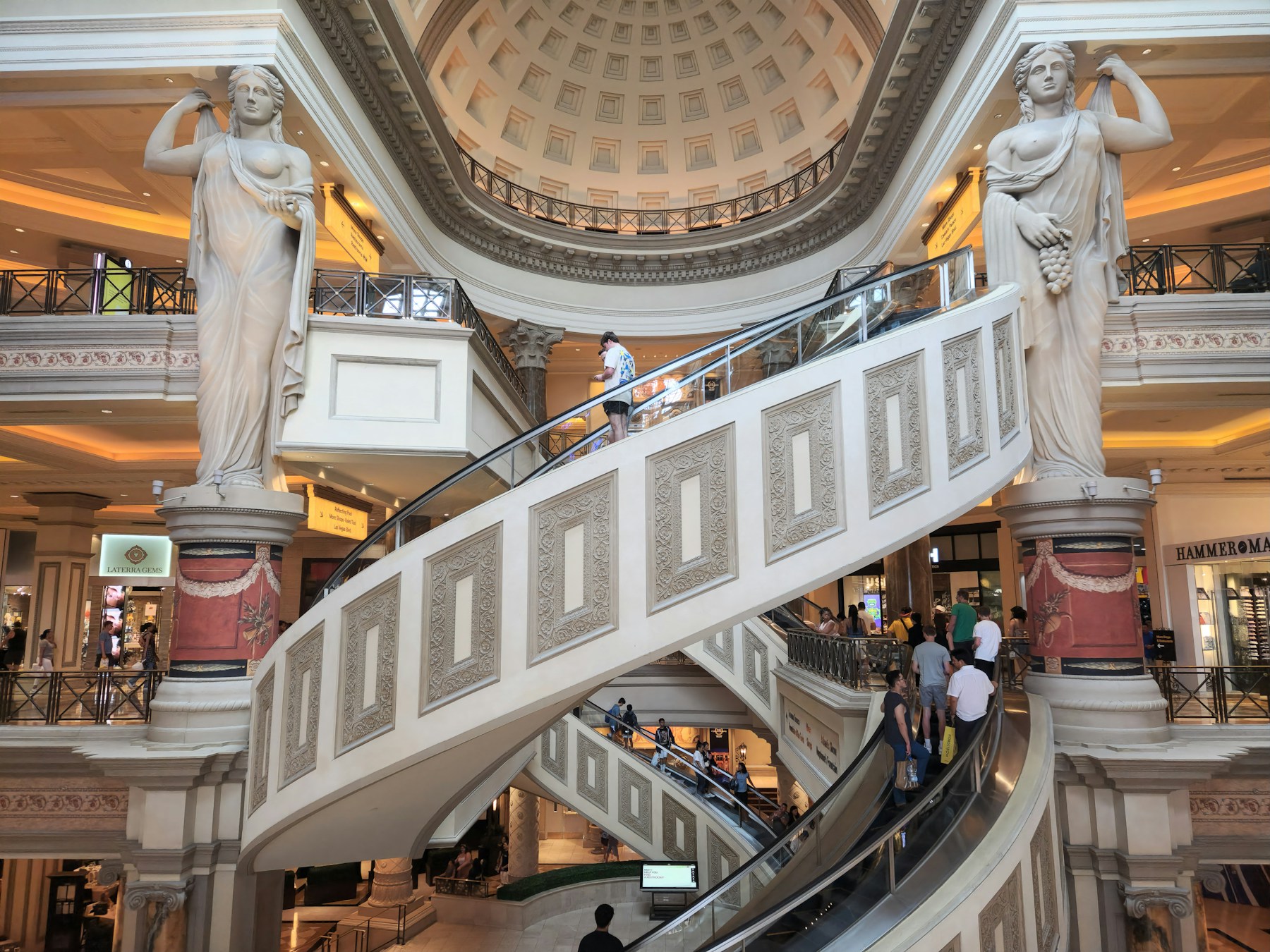 Comment augmenter le trafic de mon centre commercial ?