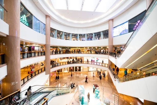 Centres commerciaux, lieux de shopping et de divertissement
